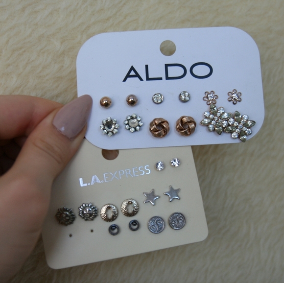 12 pairs of earrings - Picture 2 of 2